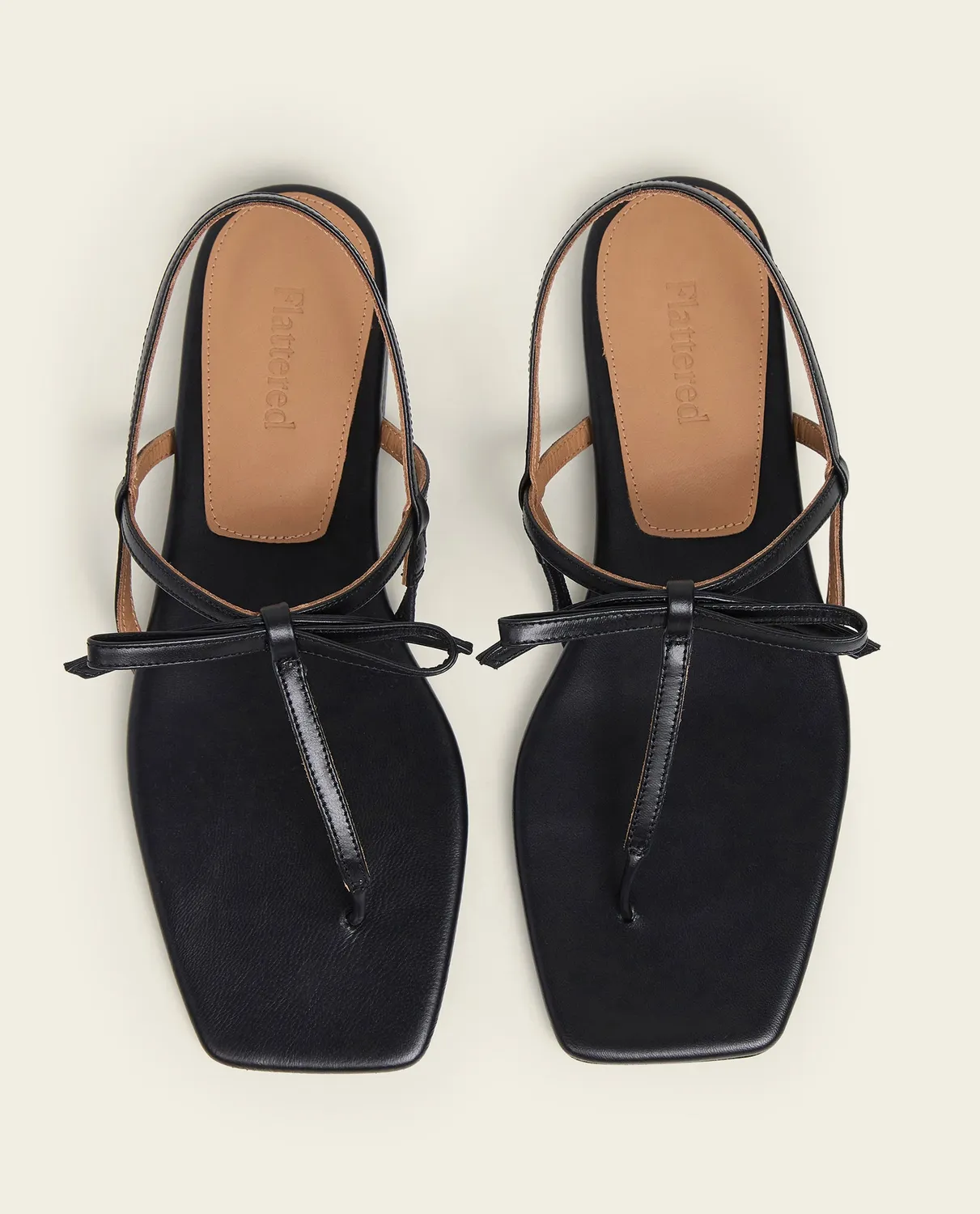 Flattered Sina platte sandalen zwart leer