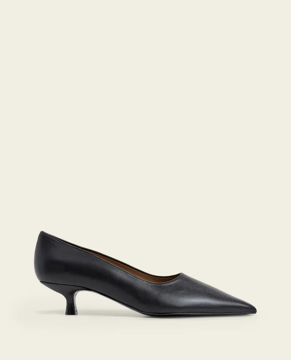 Flattered Naima pumps zwart leer kittenhak