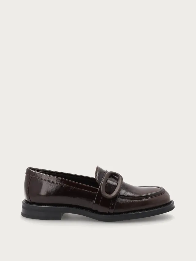 Frau Verona loafers bruin lakleer gesp