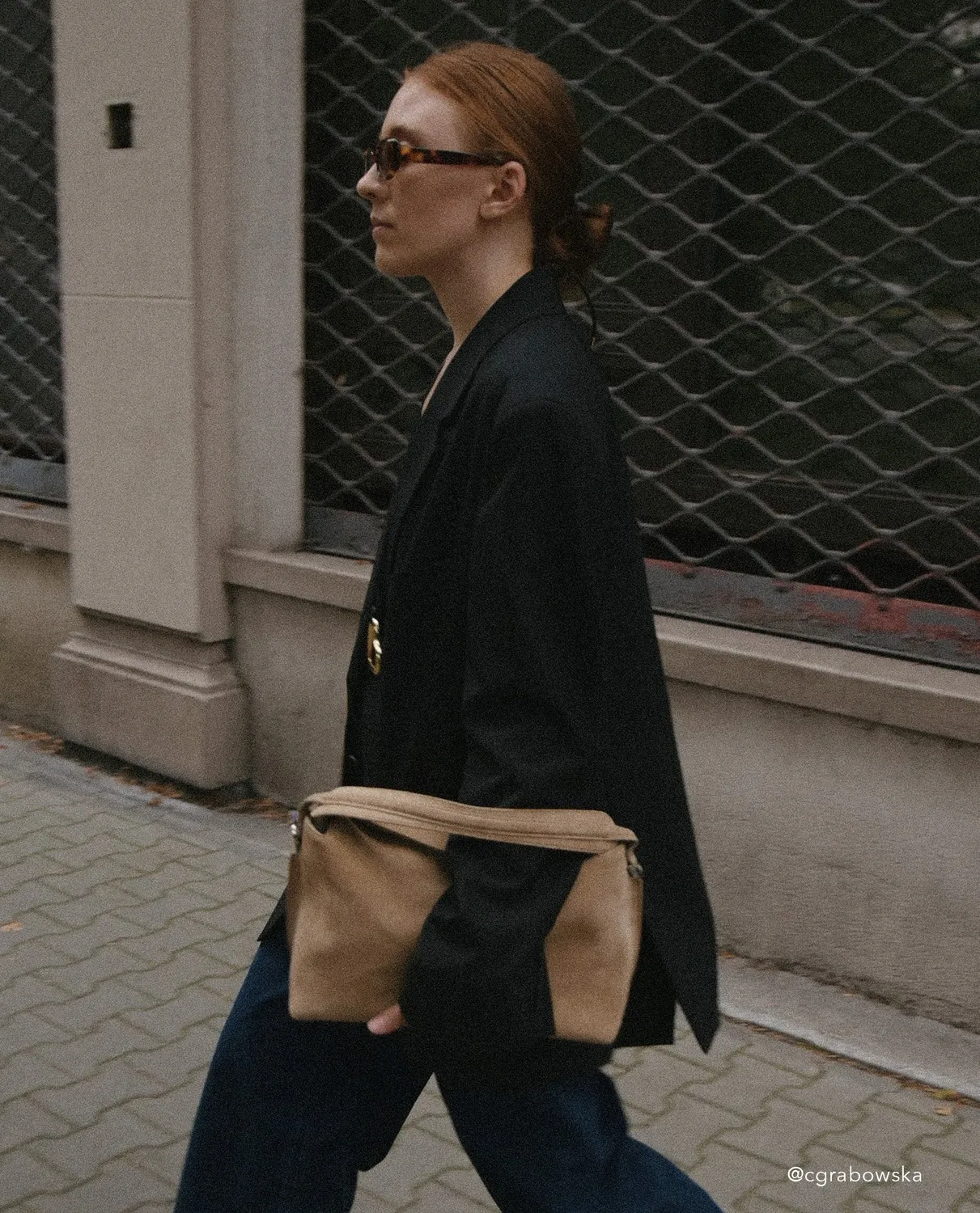 Flattered Hera handtas sand suède top handle