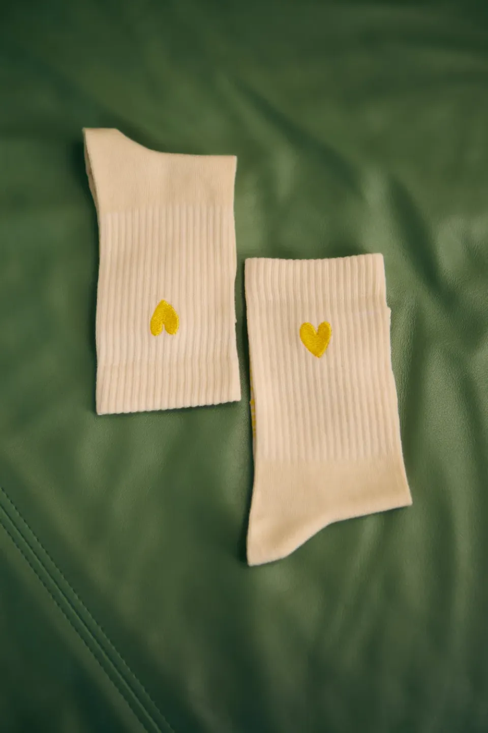 Jutelaune Heart Yellow sokken geel one size bio-katoen