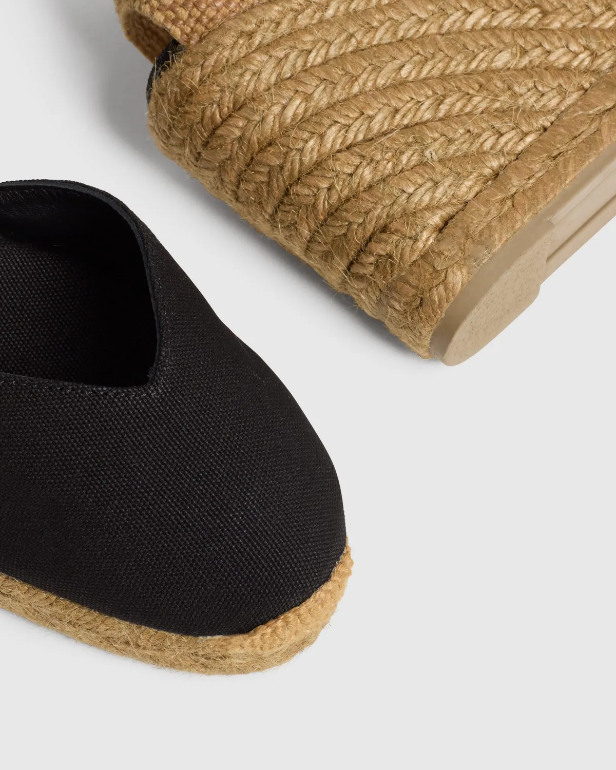 Castaner Chiara T/8/001 sleehakken zwart canvas