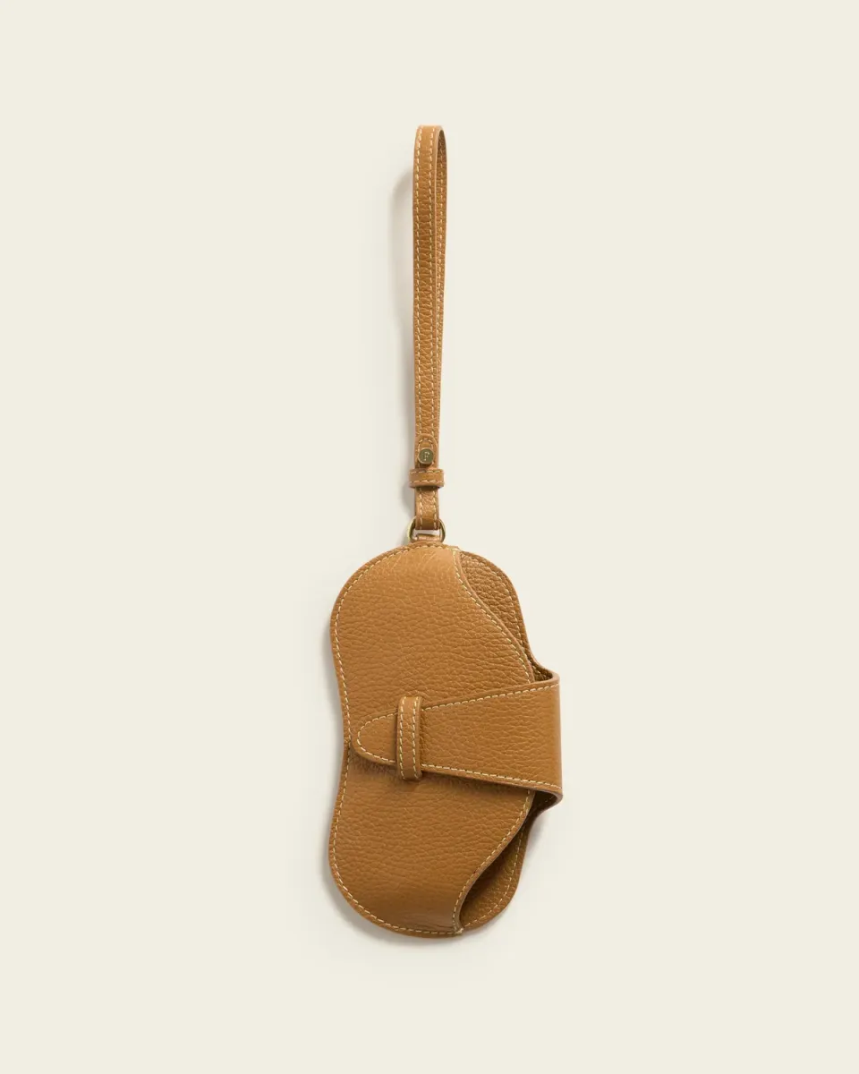 Flattered Gemma brillenkoker cognac leer polsband