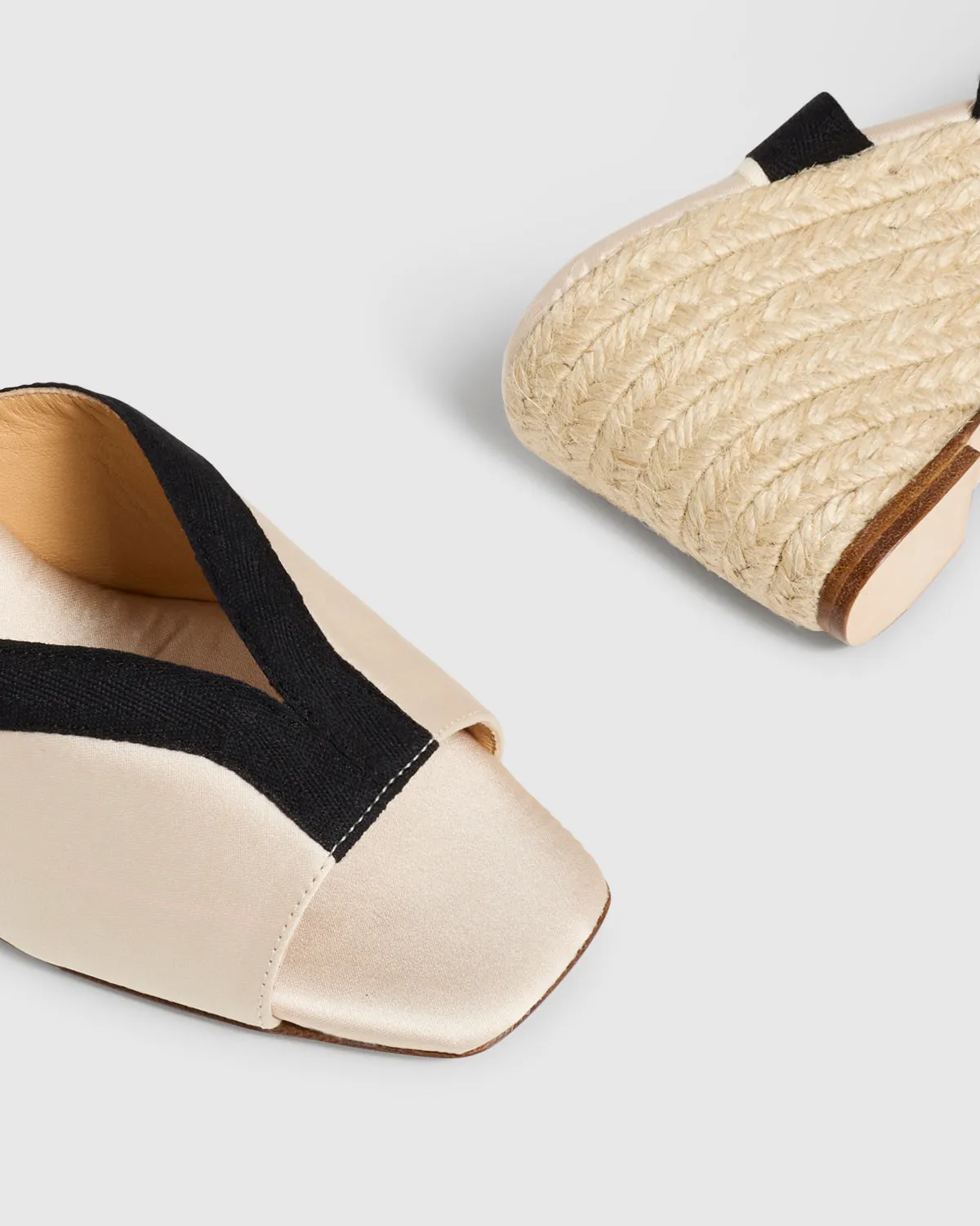 Castaner Florinda 8/129 sleehaksandalen champagne negro satijn