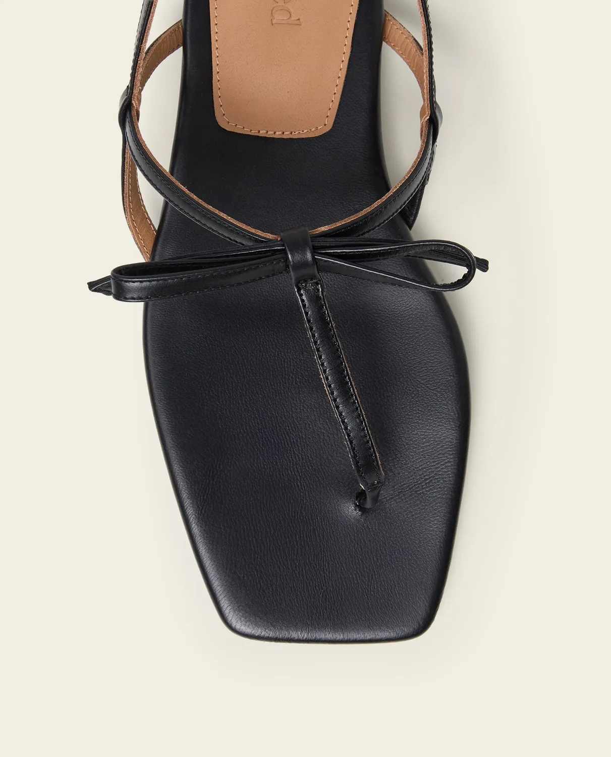 Flattered Sina platte sandalen zwart leer