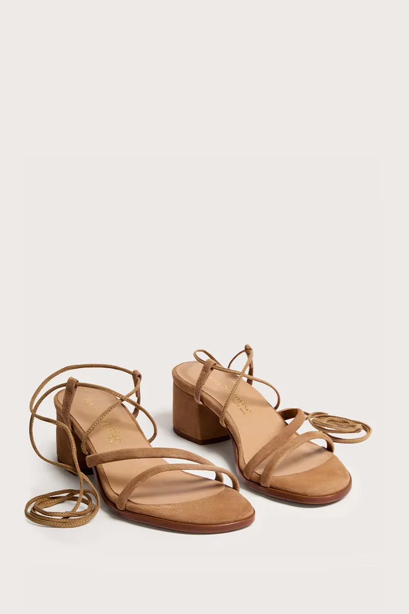 Bryan Stepwise Grecia sandalen met hak camel suède