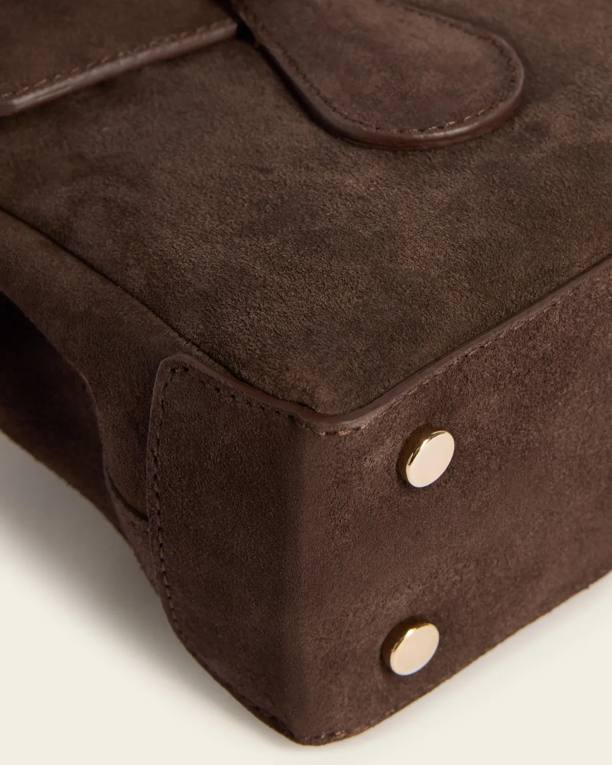 Flattered Lydia Mini tas chocolade suède crossbody