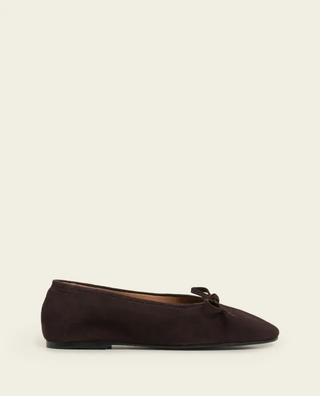 Flattered Blaise ballerina's chocolate suède leer