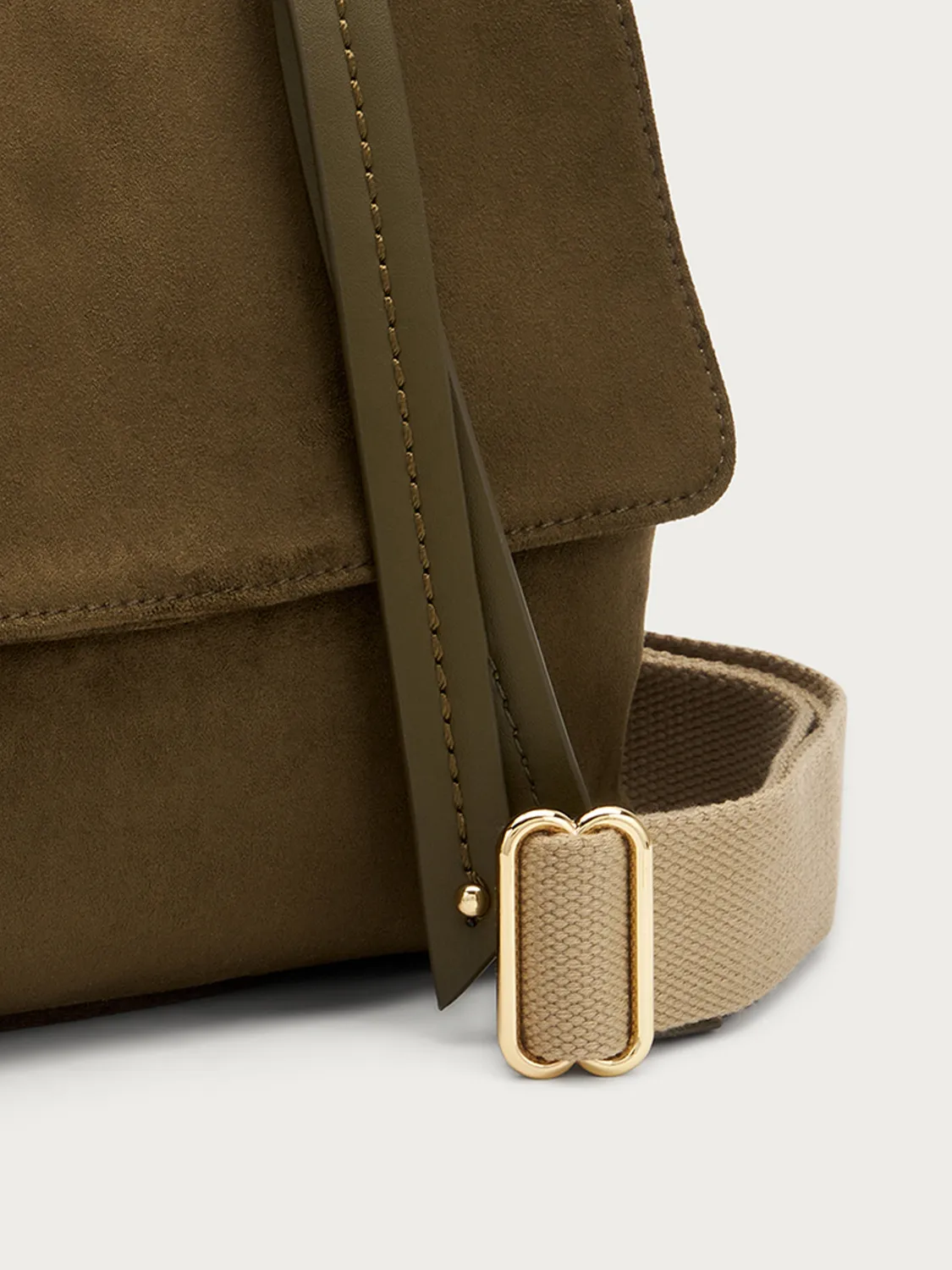 Frau groene shopper suède-look met hengsel