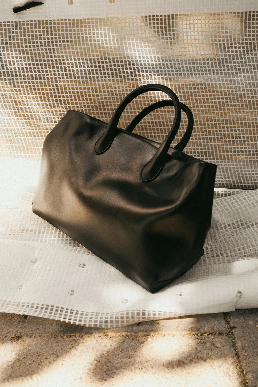Flattered Lola tote zwart leer onesize