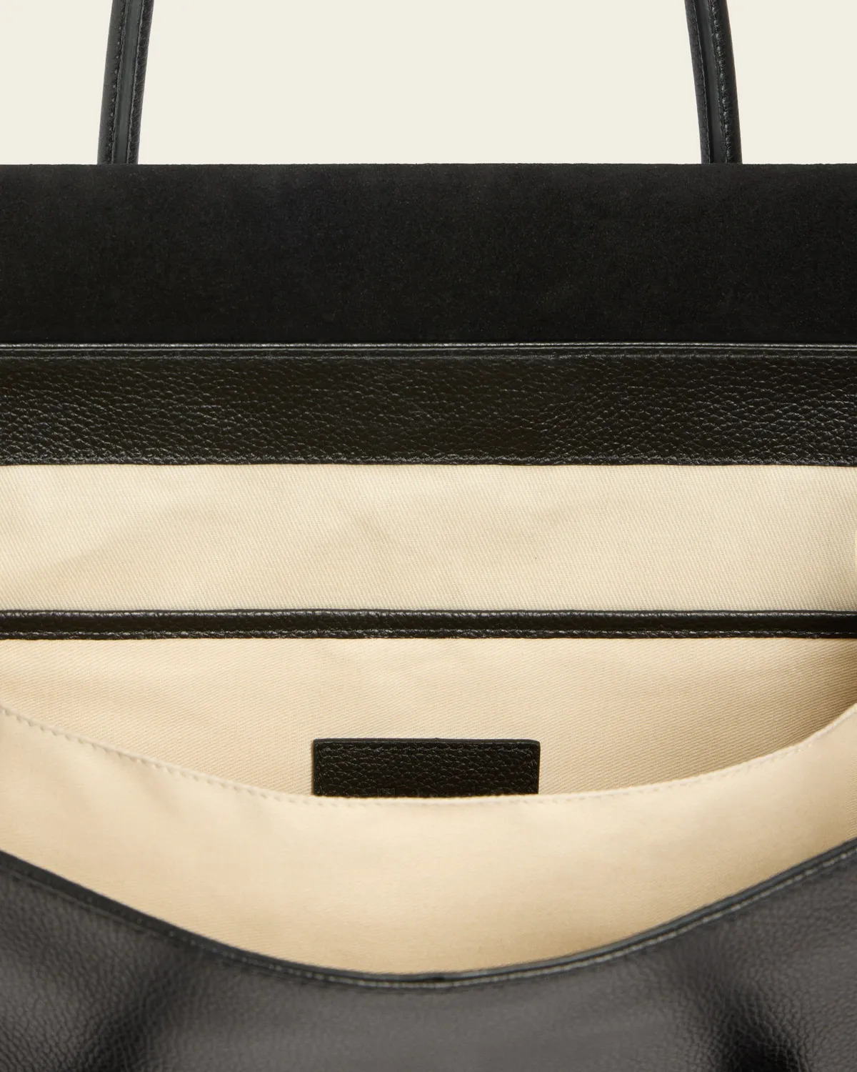 Flattered Lydia tote zwart generfd leer