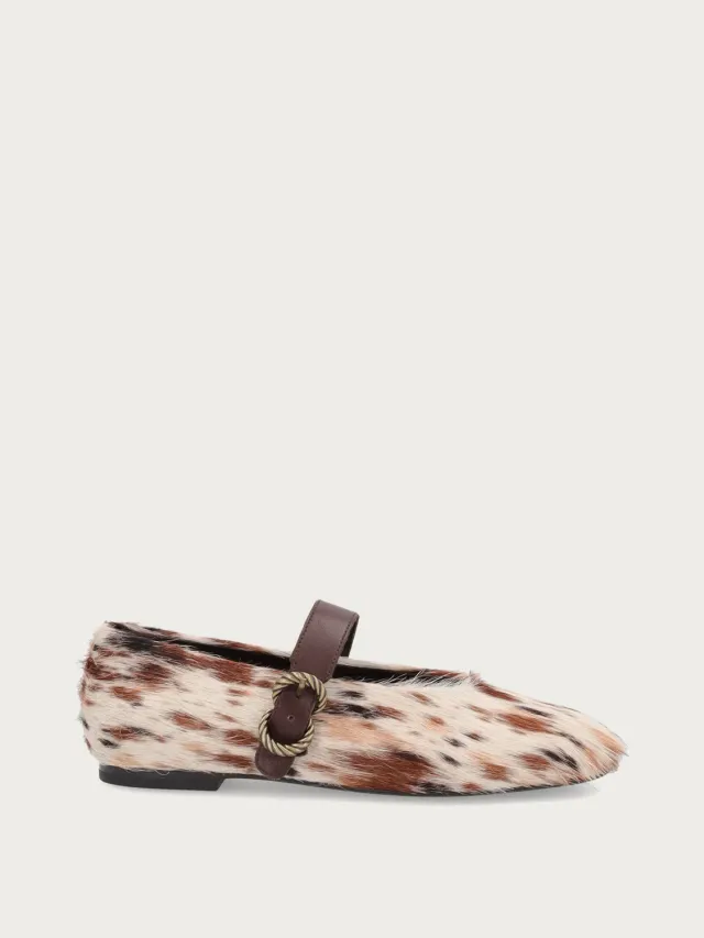 Frau Verona animal print ballerina's met bandje