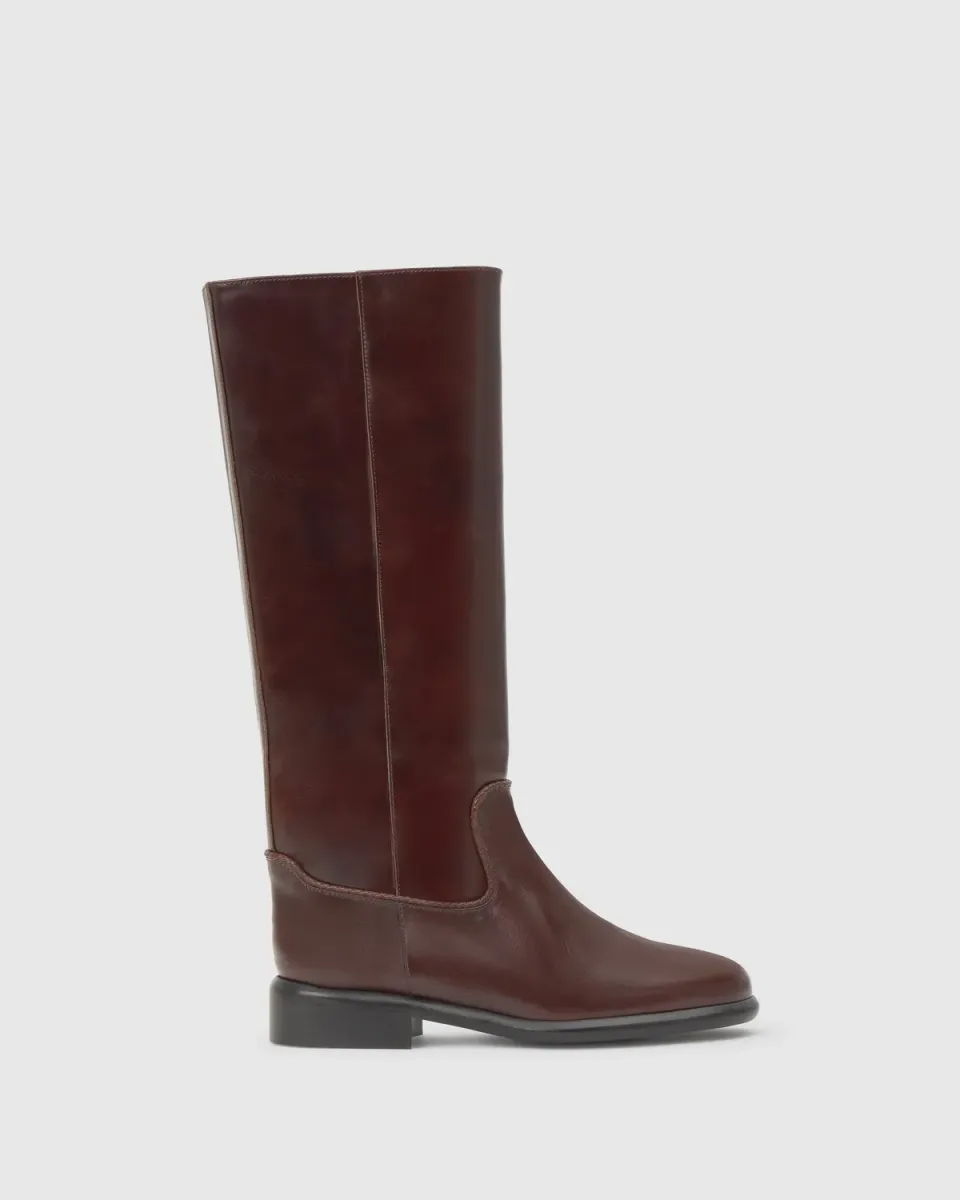 Castaner Eli 313 platte enkellaars bruin nappa