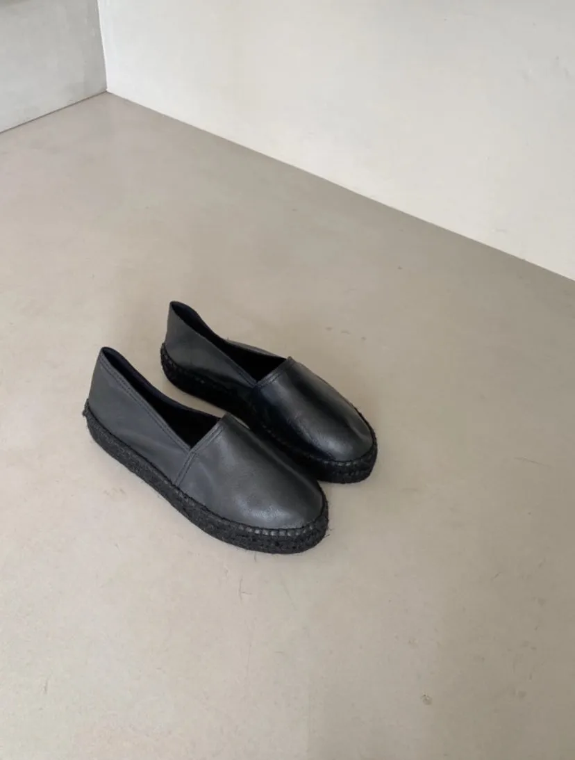 Jutelaune Blackie loafers wildleer zwart