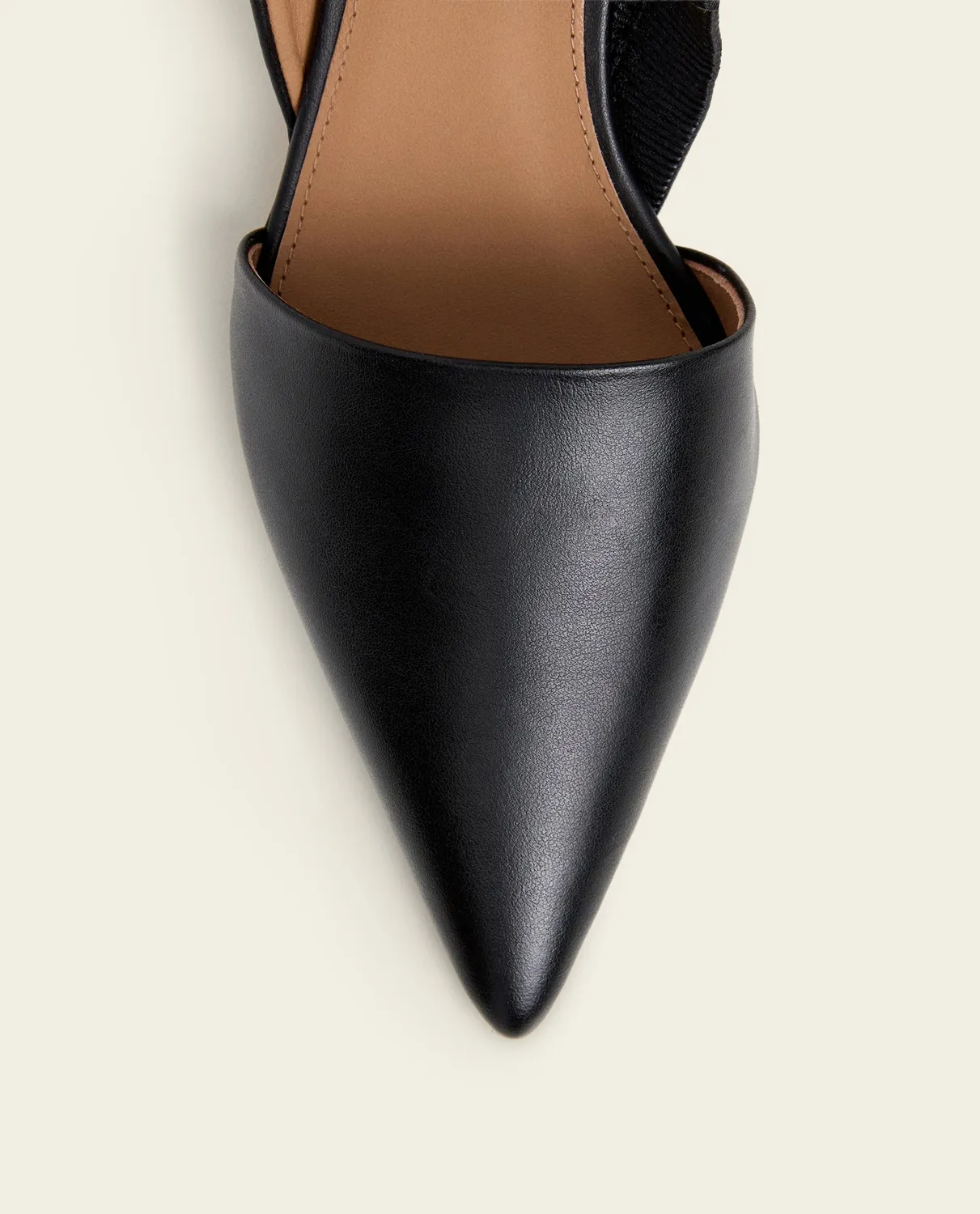 Flattered Ninni pumps zwart leer kitten heel