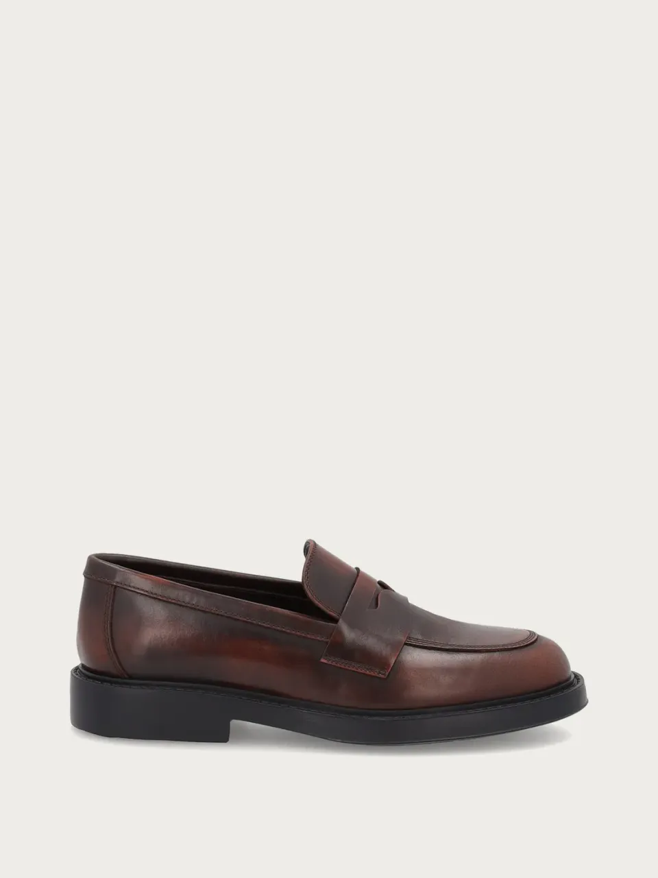 Frau Verona bruine leren loafers ombré