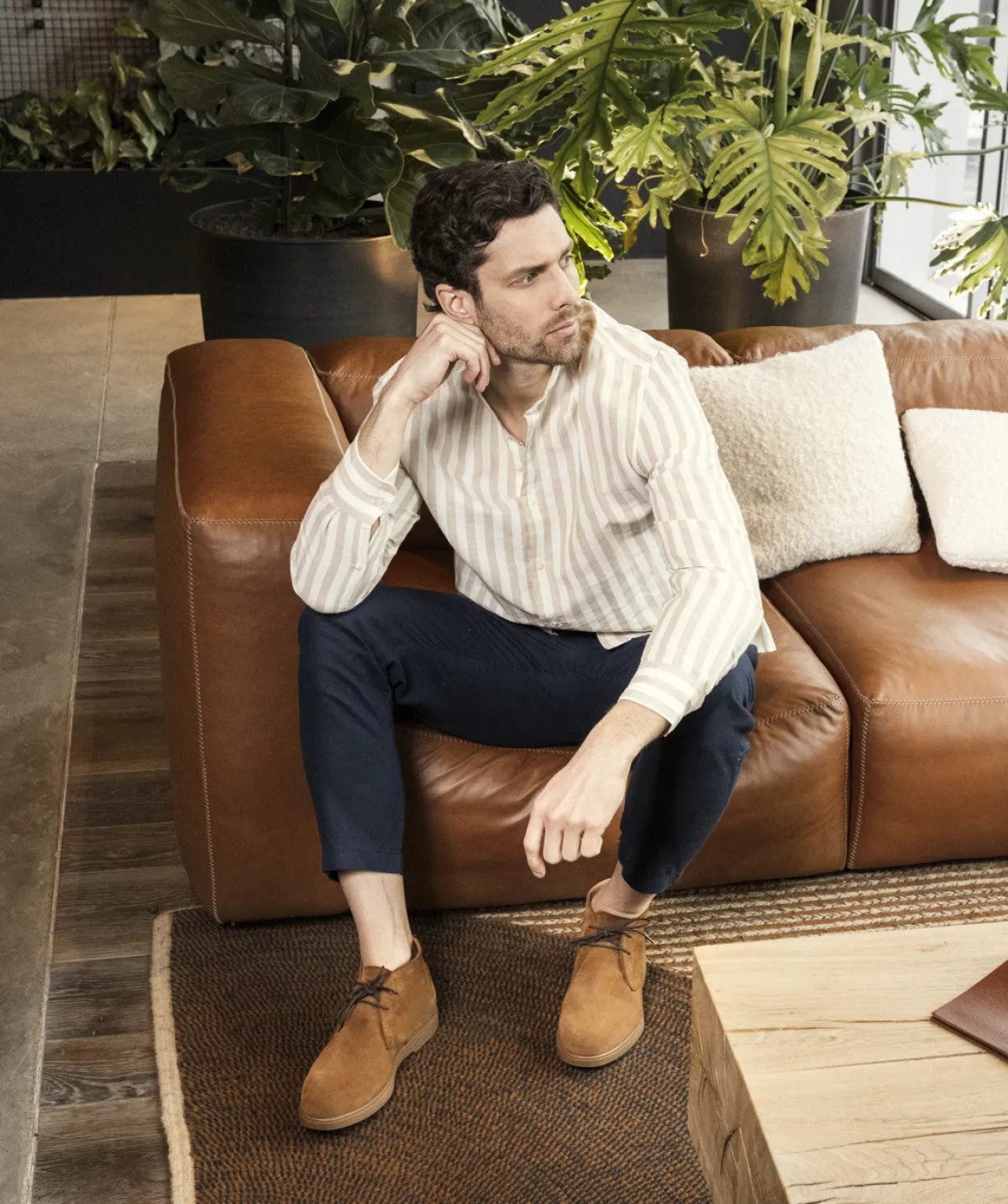 Finsbury Sahara enkellaarzen camel suede