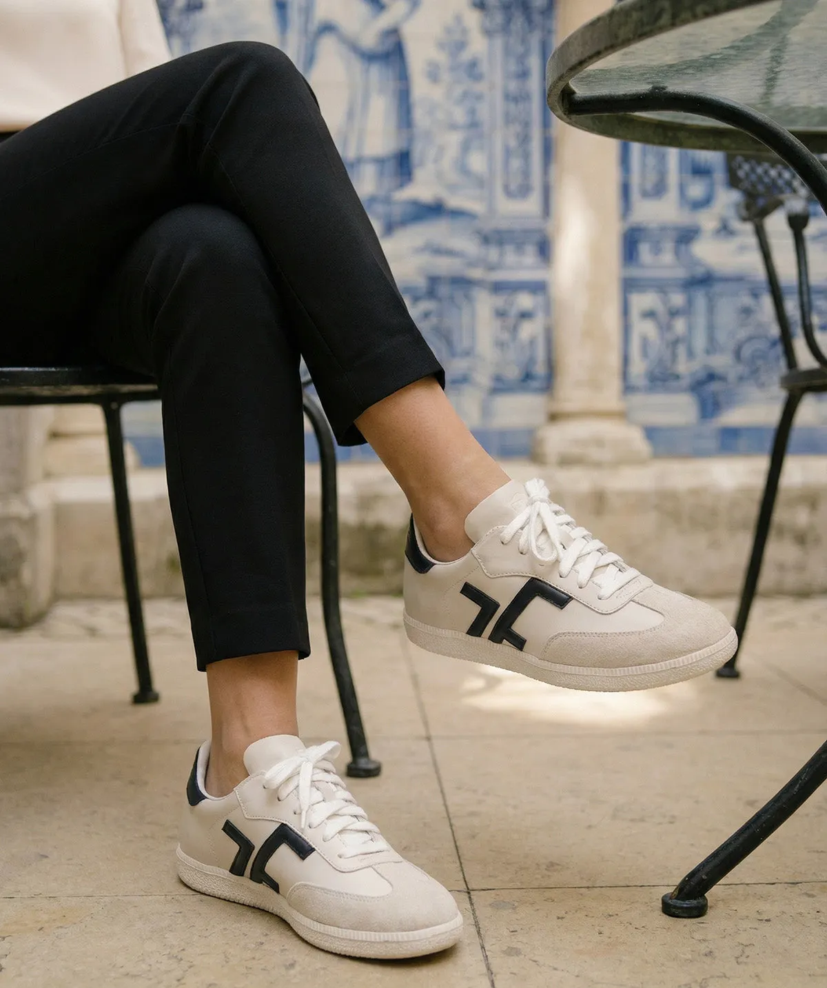 Finsbury MATHILDE sneakers crème zwart leer dames