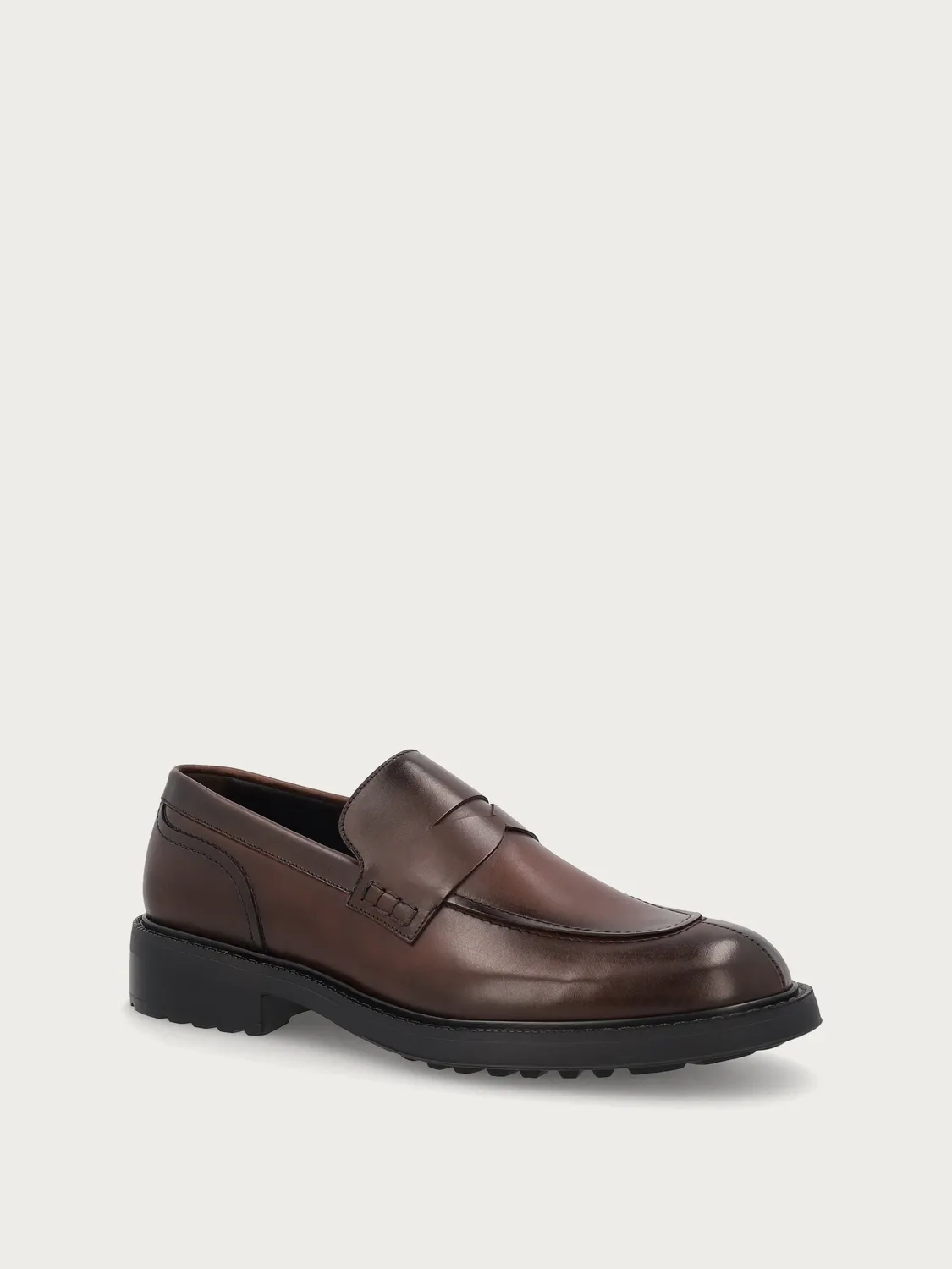 Frau Signature bruine kalfsleren loafers heren nerf