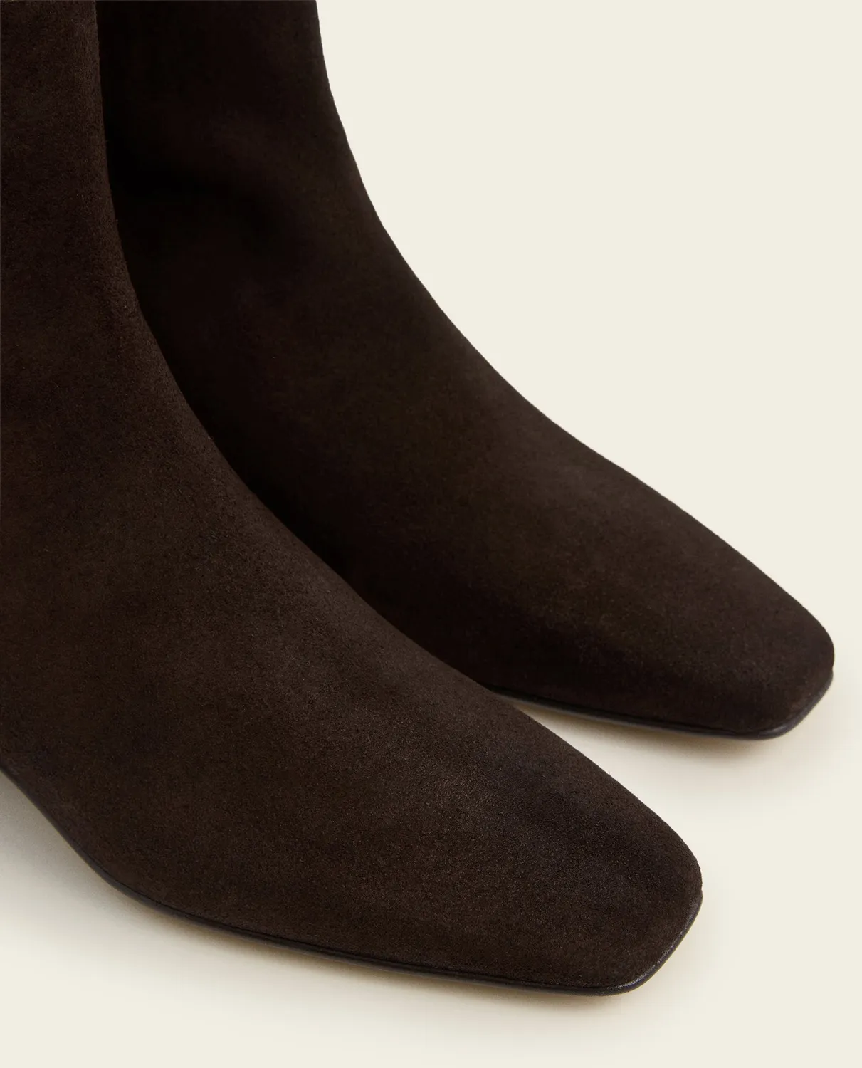 Flattered Rami Suede platte laarzen chocolate suede