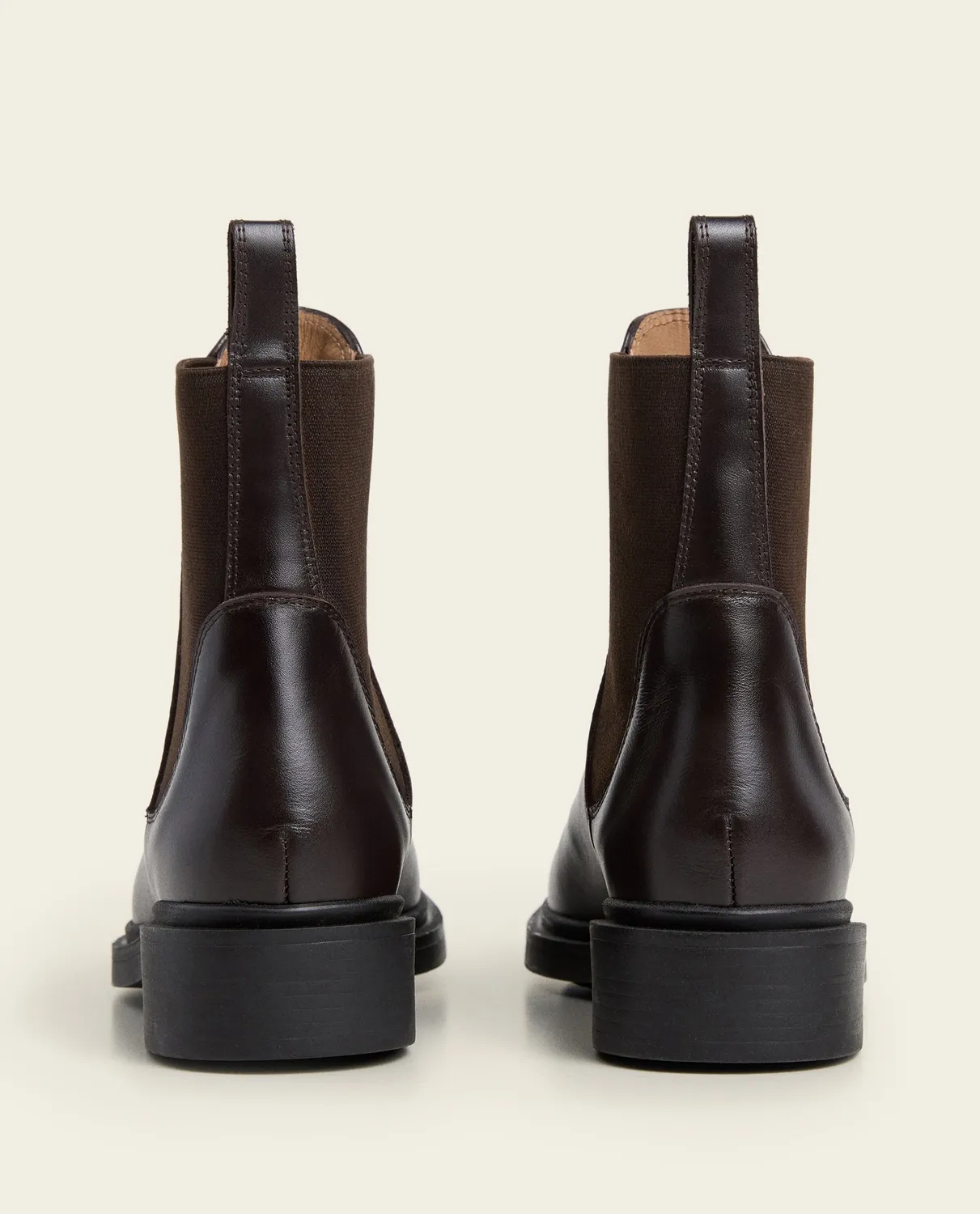 Flattered Fiona chelsea boots chocolate leer