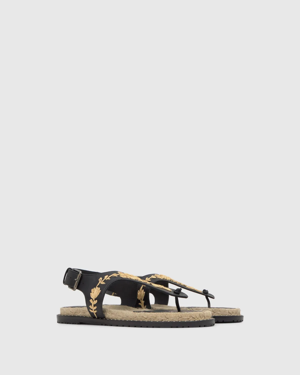 Castaner Pedra/280 sandalen zwart leer raffia plat
