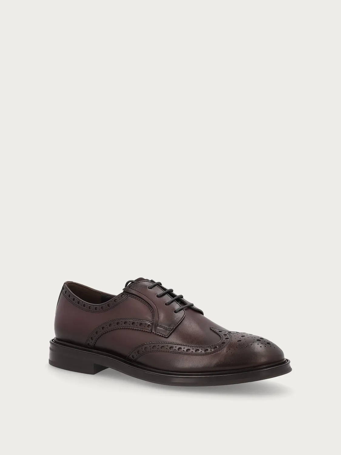Frau Signature wing-tip oxfordschoenen kalfsleer
