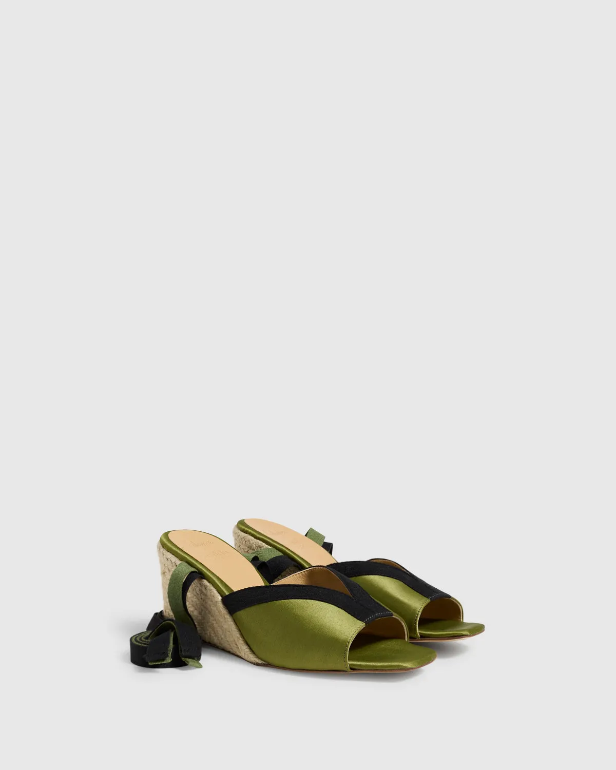 Castaner Florinda 8/129 sandaal zwart satijn