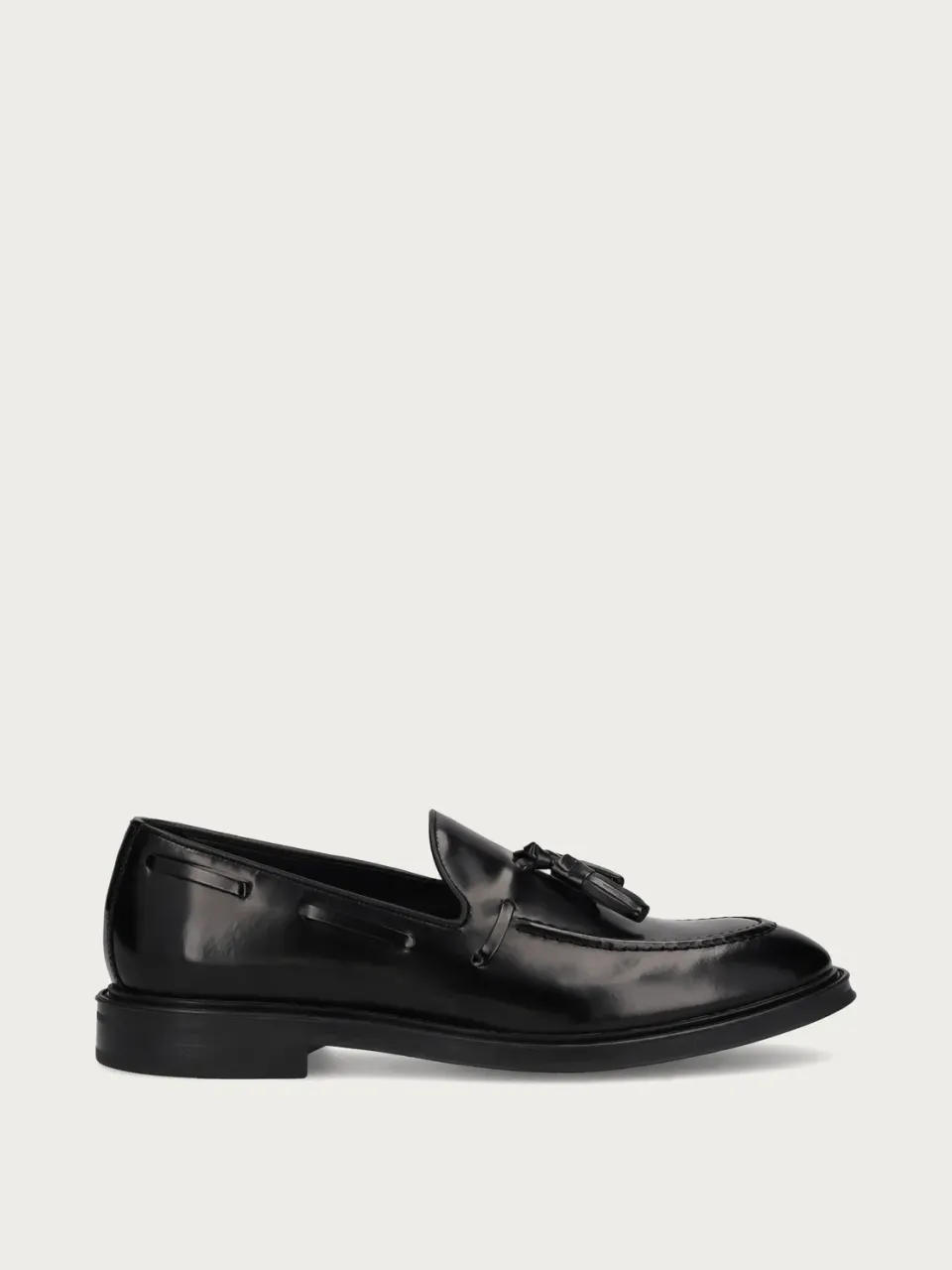 Frau Signature zwarte loafers kalfsleer kwast