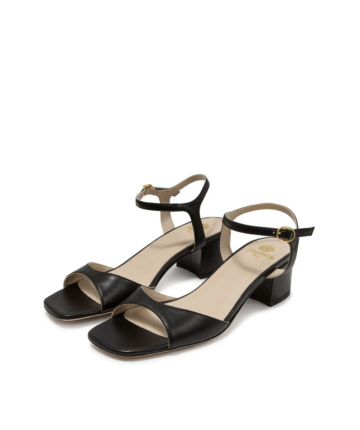 Finsbury Maeva sandaal zwart lamleer 4 cm hak