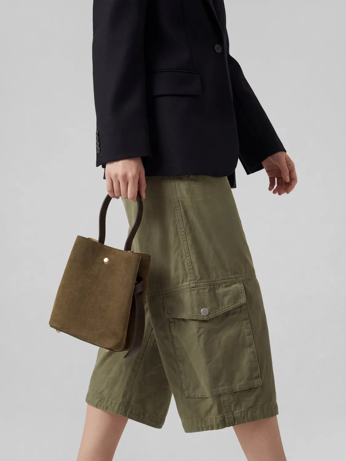 Frau bucket tas suede groen klein
