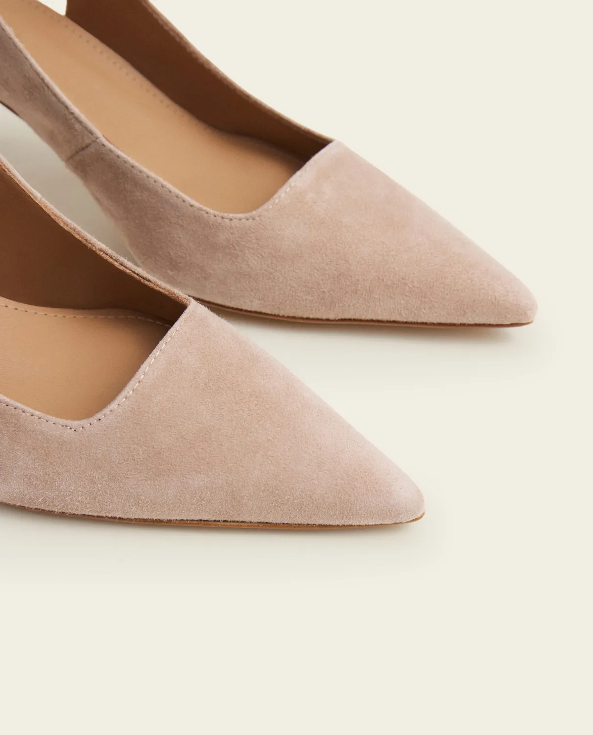 Flattered Franchesca Suede Sand pumps zand suede
