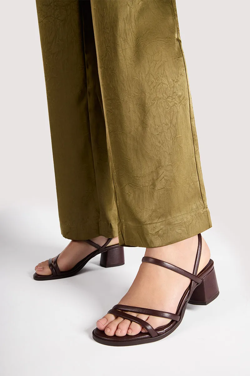 Bryan Stepwise Capri Cacao sandalen minimal leer
