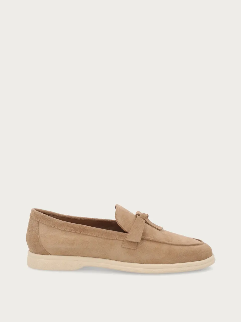 Frau Verona loafers beige suède knoop