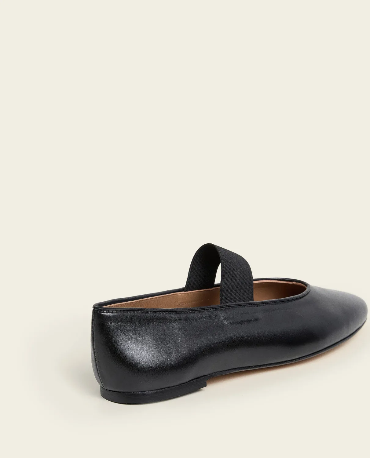 Flattered Bree ballerina zwart leer amandelneus