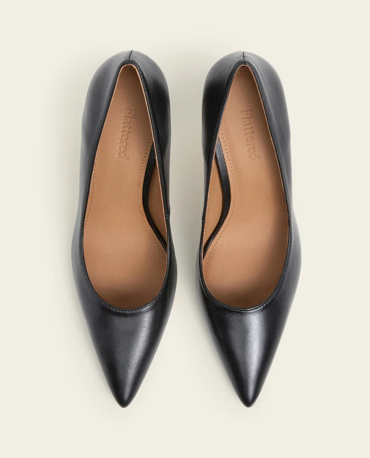 Flattered Leonie Leather Black pumps zwart leer puntneus