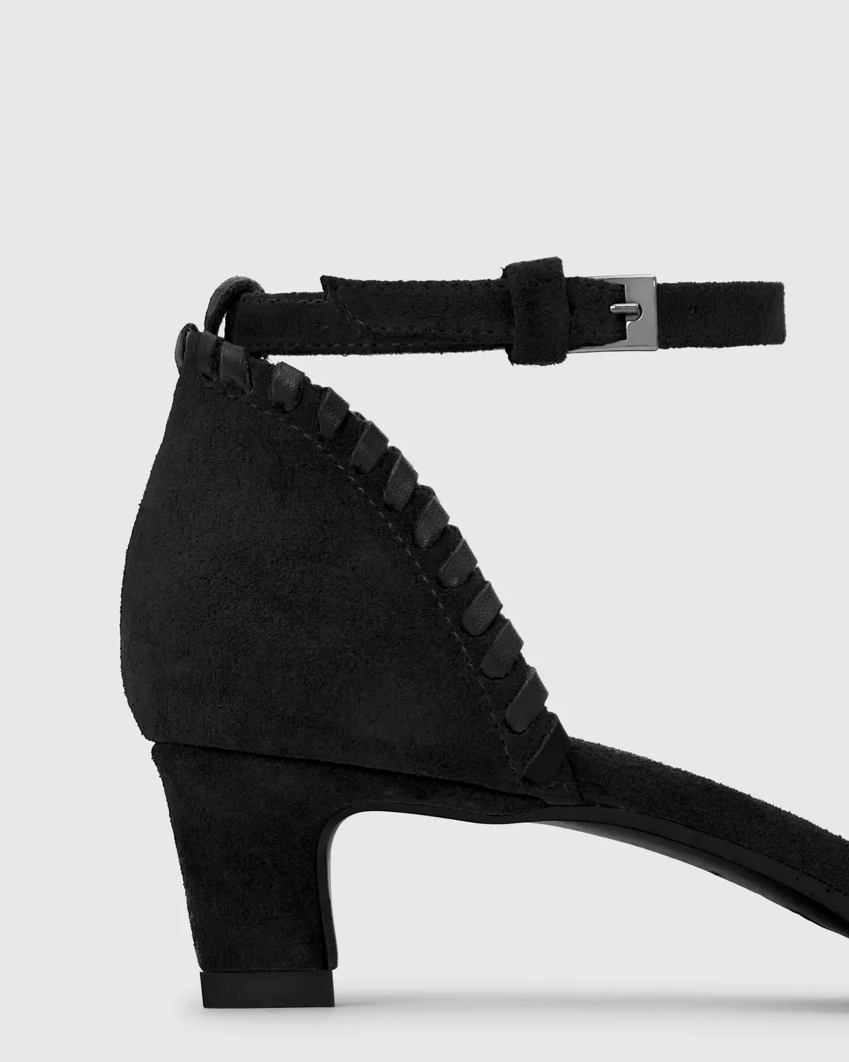 Castaner Adela/186 pump zwart suède 4cm