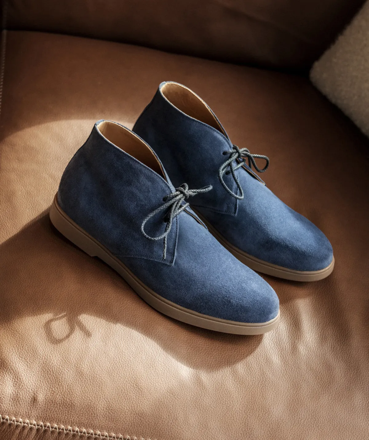 Finsbury Sahara enkellaarzen blauw suède 2-gaats