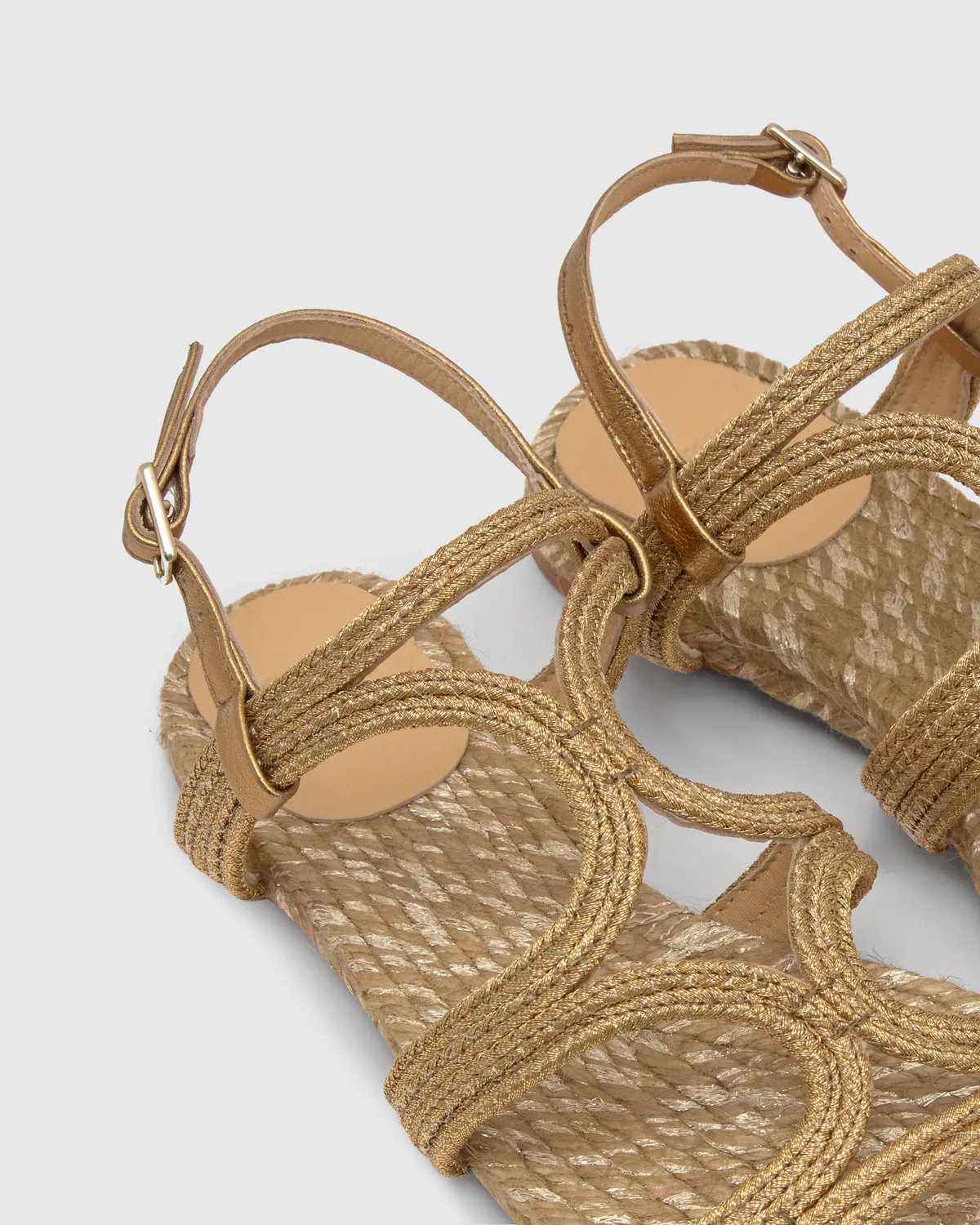 Castaner Pitra 266 platte sandaal oudgoud metallic