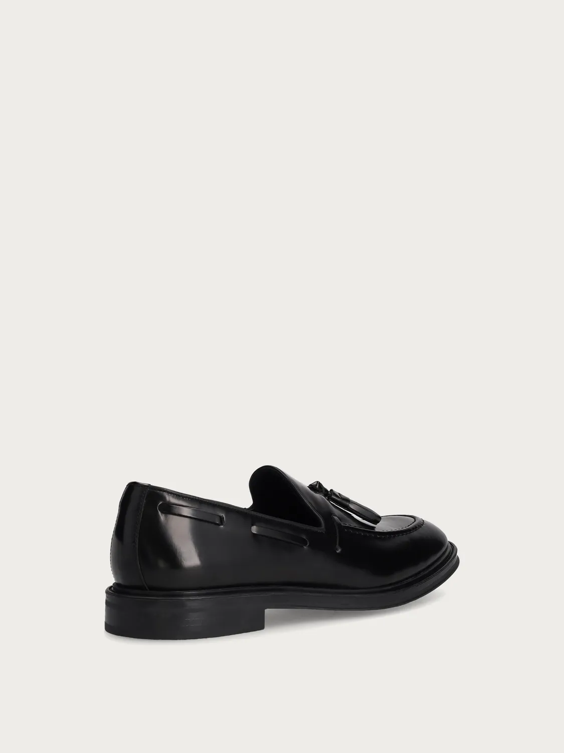Frau Signature zwarte loafers kalfsleer kwast
