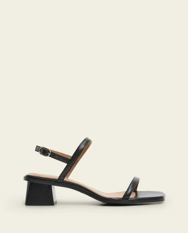 Flattered Juno Leather Black sandalen zwart hakje