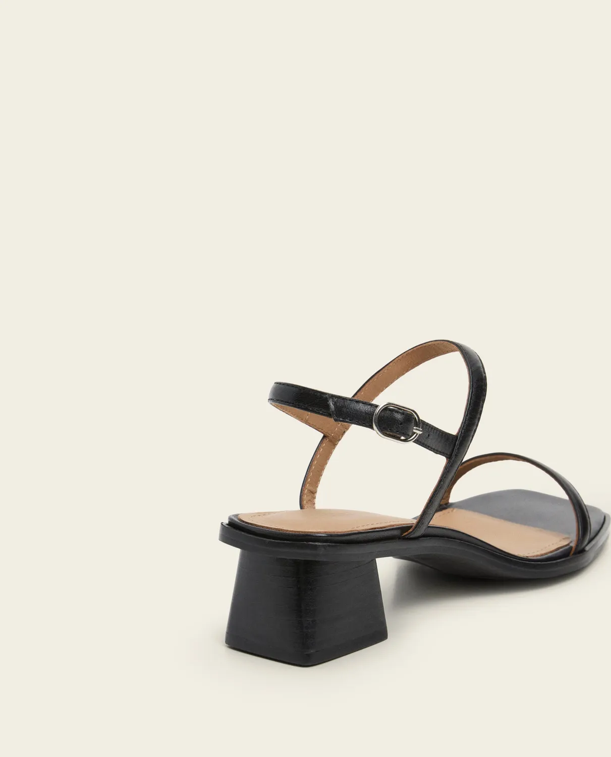Flattered Juno Leather Black sandalen zwart hakje
