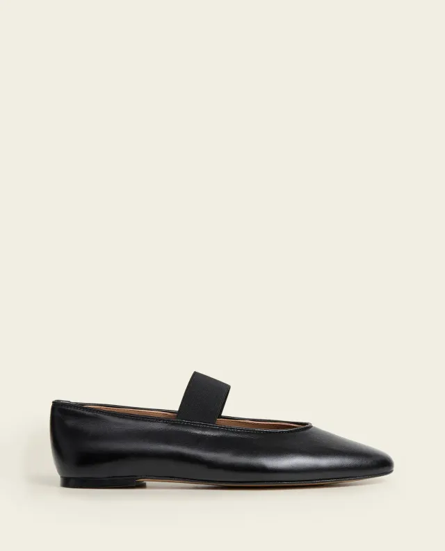 Flattered Bree ballerina zwart leer amandelneus