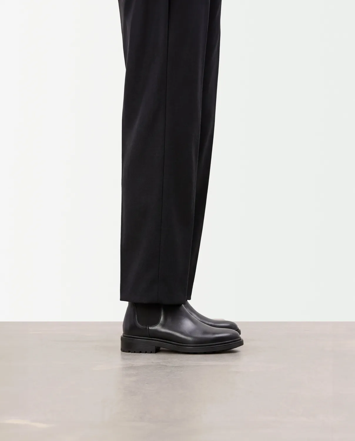 Flattered Fiona Chelsea boots zwart leer plat
