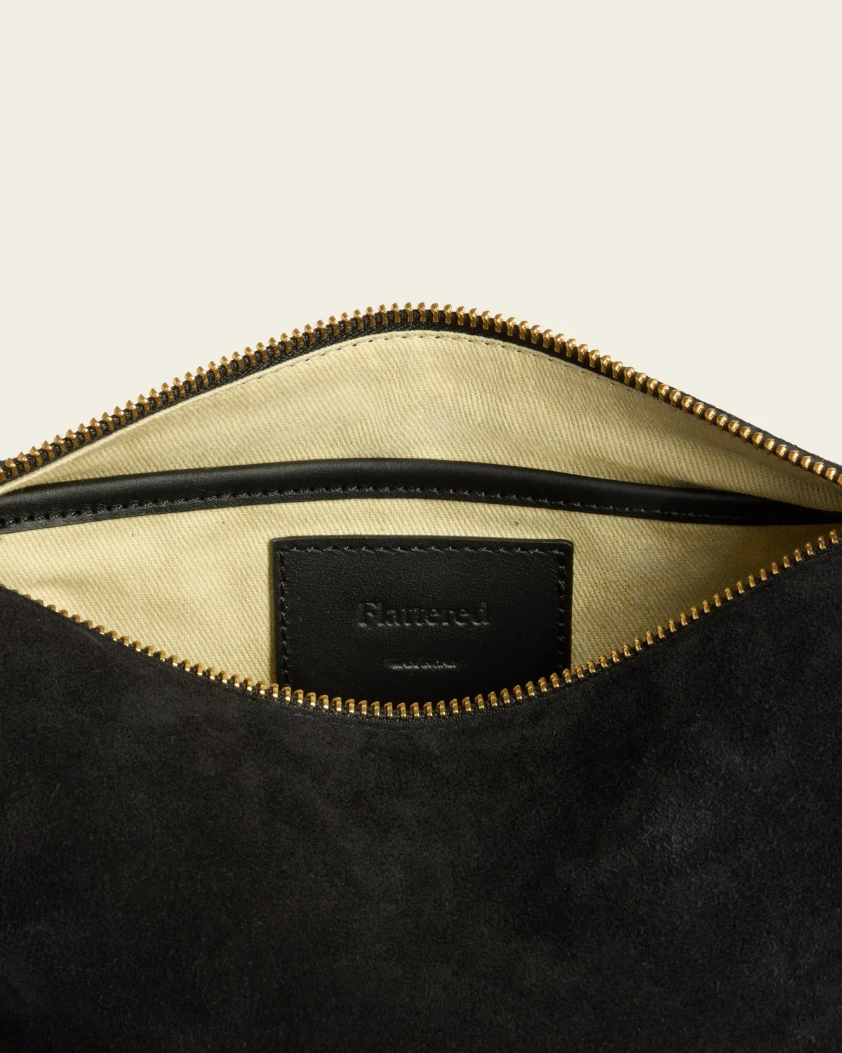 Flattered Ru crossbody tas zwart suède