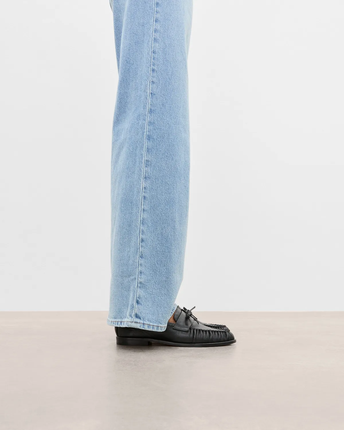 Flattered Dylan Leather Black loafers zwart strik
