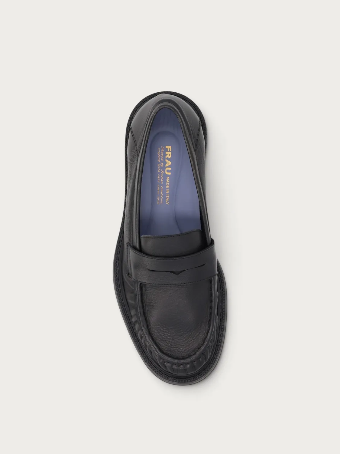Frau Signature loafers zwart kalfsleer gerimpeld