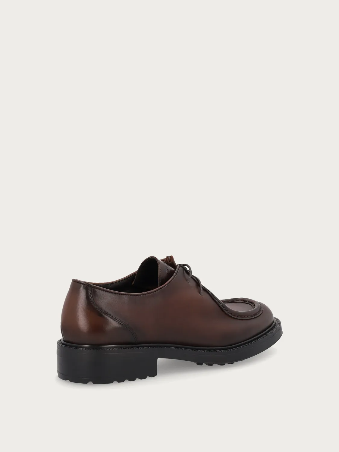 Frau Signature Derby moc-toe bruin kalfsleer heren