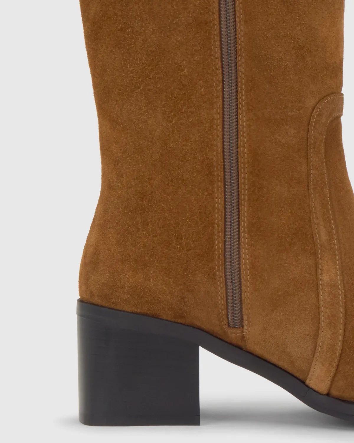 Castaner Nimba 186 enkellaars suède bruin