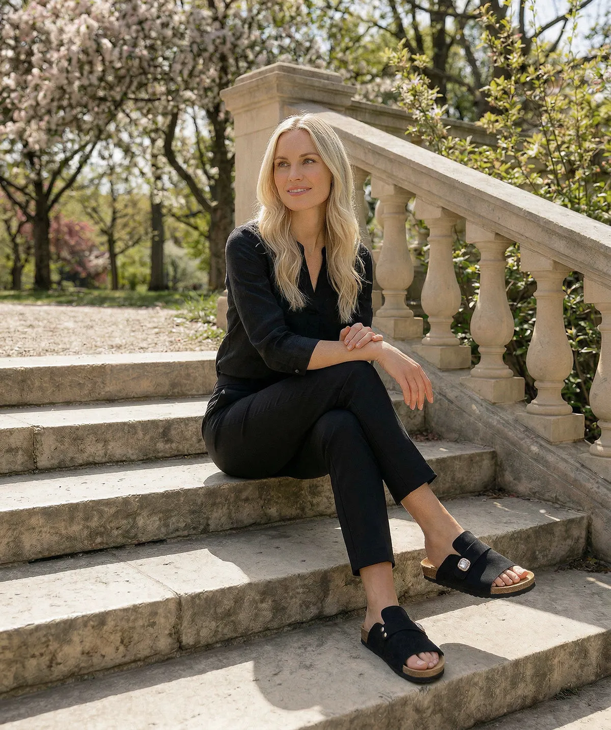 Finsbury Agathe muiltjes zwart leer parel